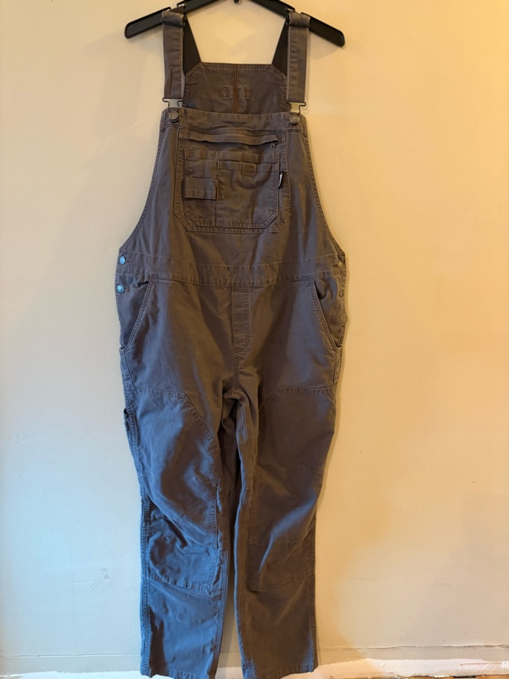 Men's Bernie Workwear Overalls, no tags, but measures size XL or 42-44 inches.
